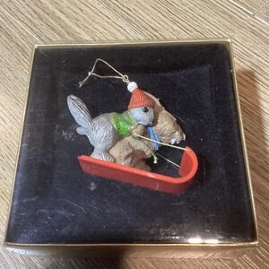 1979 Hallmark Tree Trimmer Collection‎ Squirrel Sledding Ornament